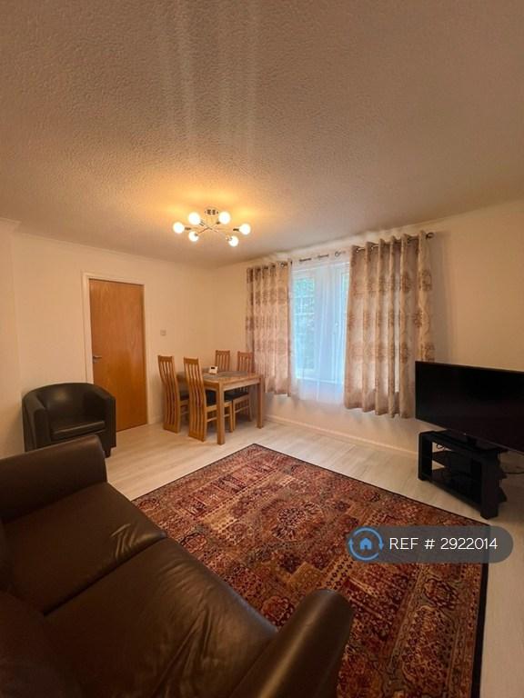 2 bedroom flat in Ashgrove Road, Aberdeen, AB25 (2 bed) (#2922014)