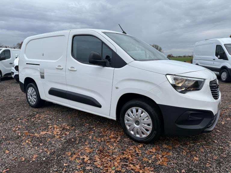 2020 Vauxhall Combo 2300 1.5 Turbo D 130ps H1 Edition Van Auto PANEL VAN DIESEL Automatic
