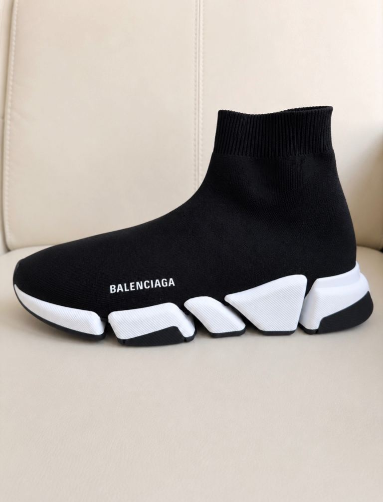 Balenciaga Speed 2.0 - Size UK 9 - Brand New 