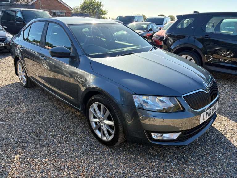 2016 Skoda Octavia 1.6 TDI SE L Euro 6 (s/s) 5dr HATCHBACK Diesel Manual