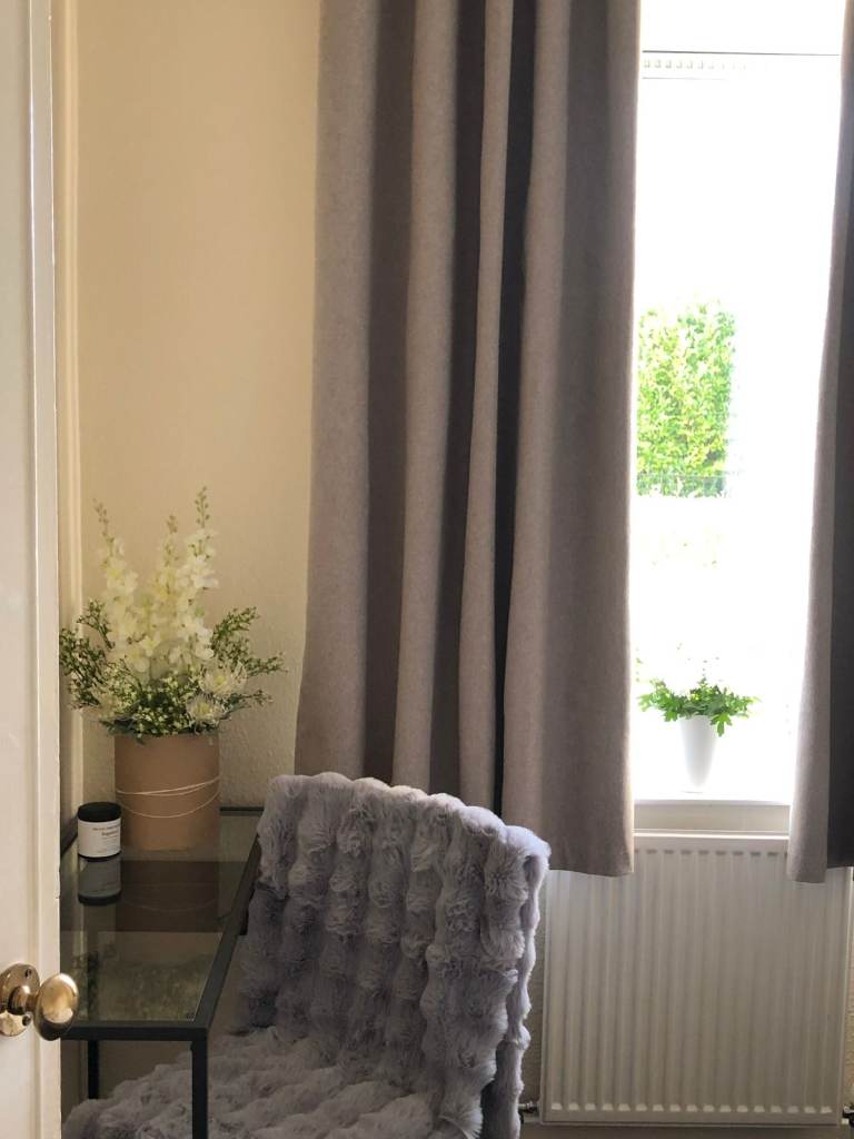 Double room to rent in Stenhouse