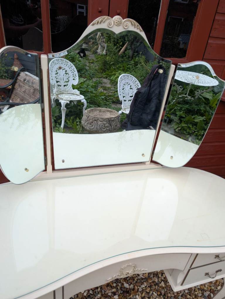 French style vintage Dressing table with Tri-Fold Mirror and Glass Top