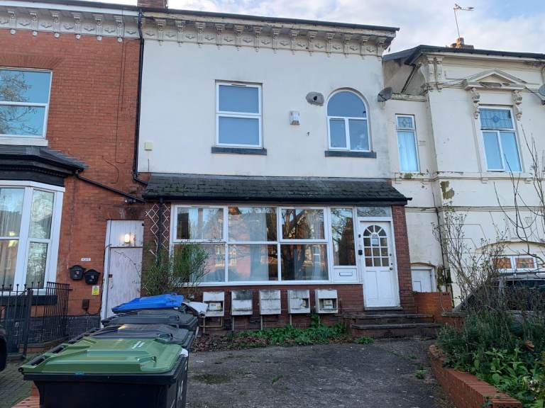 2 Bed Flat to Rent on Trafalgar Road, Moseley. Supported Accommodation