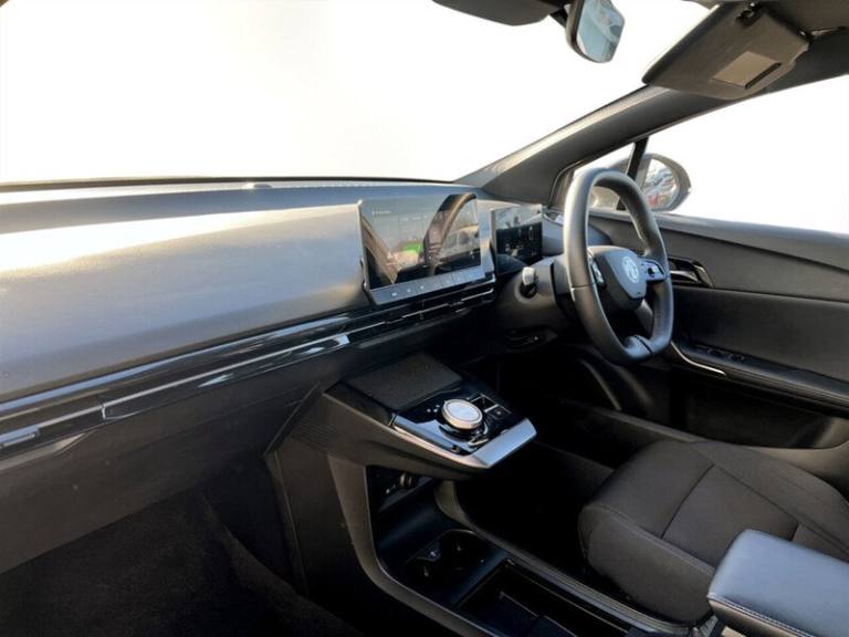 2023 MG MG4 SE Long Range Hatchback Electric Automatic