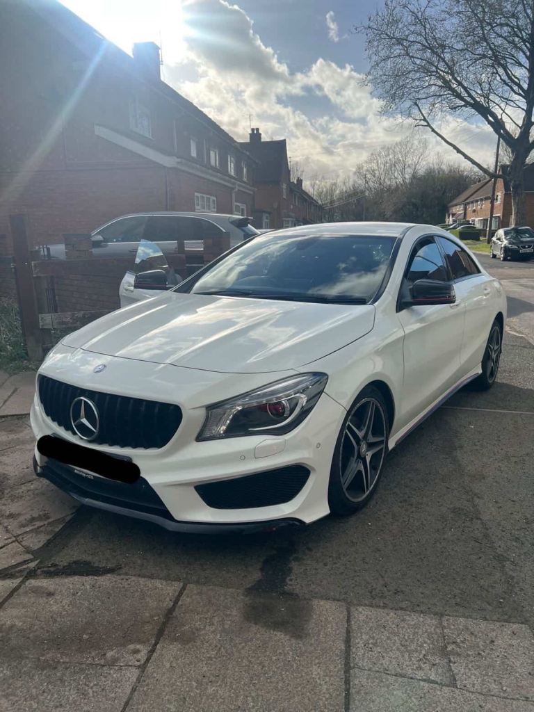 Mercedes-Benz, CLA, Saloon, 2015, Manual, 1595 (cc), 4 doors