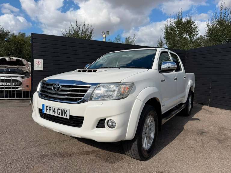 2014 Toyota Hilux Invincible D/Cab Pick Up 3.0 D-4D 4WD 171 Auto PICK UP Diesel Automatic