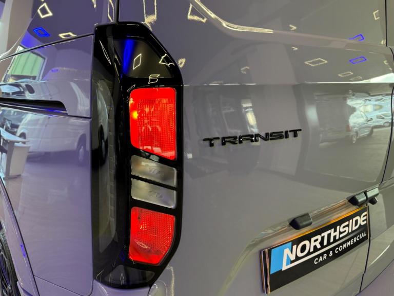 2025 Ford Transit Custom 2.0 320 EcoBlue Limited Crew Van Auto L1 H1 Euro 6 (s/s) 5dr PANEL VAN D...