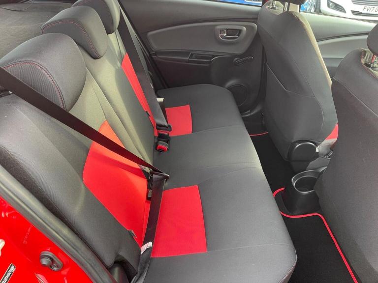 TOYOTA YARIS 1.33 Dual VVT-i Sport Euro 5 5dr Euro 5 2015