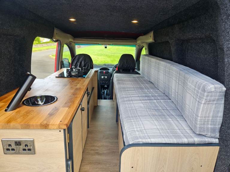 VAUXHALL COMBO CAMPERVAN, FULL 12 MONTH MOT, FISHING, CAMPING, FESTIVALS