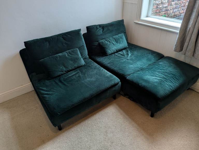 IKEA Soderhamn Sofa with chaise longe. Green velvet.