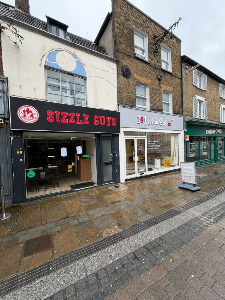 Retail Premises to rent in Gravesend 