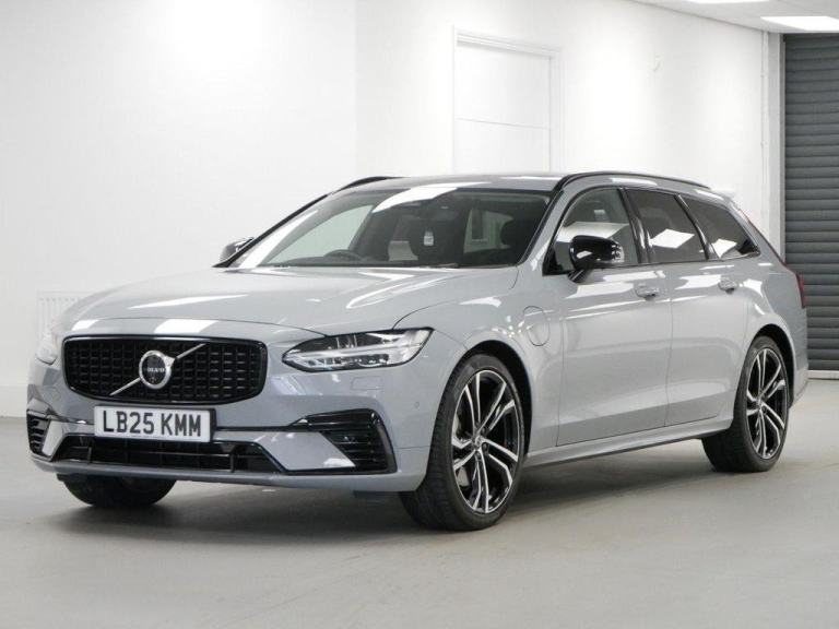 2025 VOLVO V90 T8 2.0H 455 BHP 18.8KWH ULTRA EDITION AWD AUTOMATIC ( HIGH SPEC )