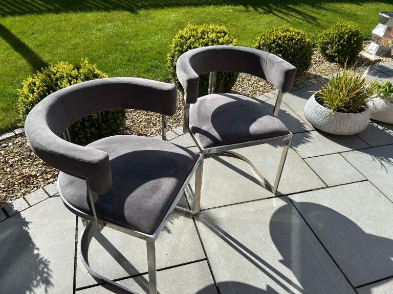 2 contemporary kitchen diner chairs 