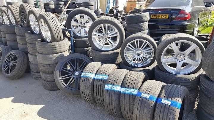 *OPEN 7 DAYS ** MATCHING PAIRS & SETS BRANDED PWORN TYRES ALL SIZES IN STOCK#PUNCT-REP £15 TAXI £10