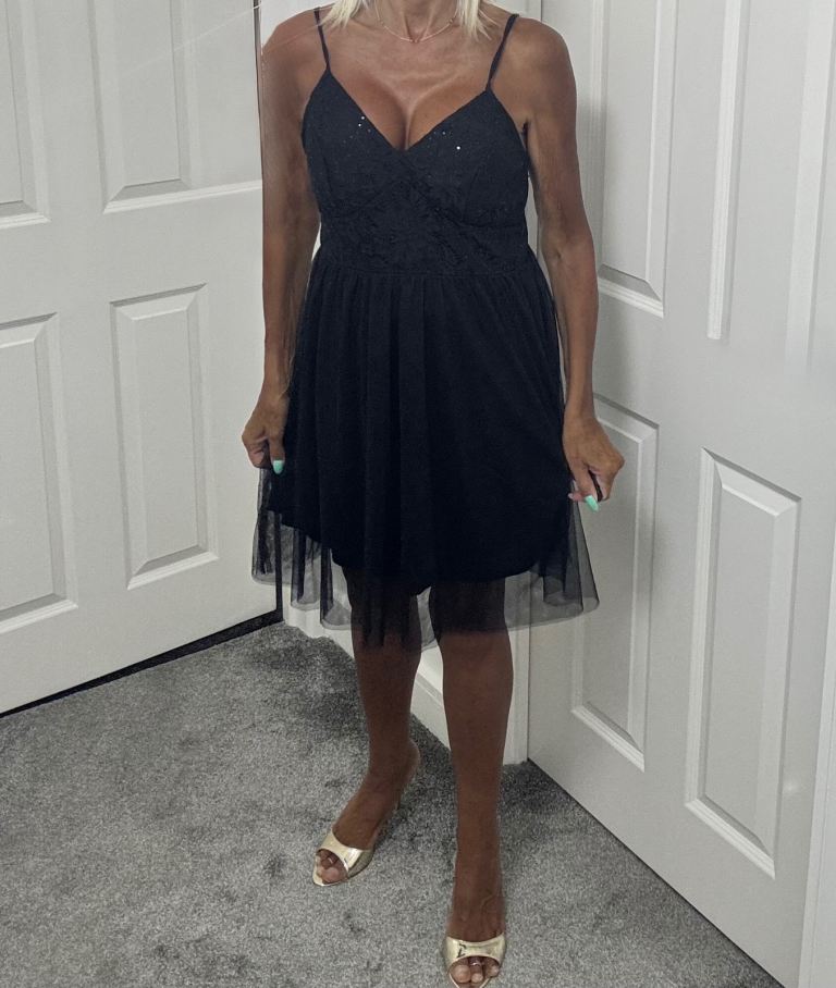 Women’s NEW Black Mini Evening Dress Contrast Lace-Sequin Bodice Spaghetti Straps -M (10)