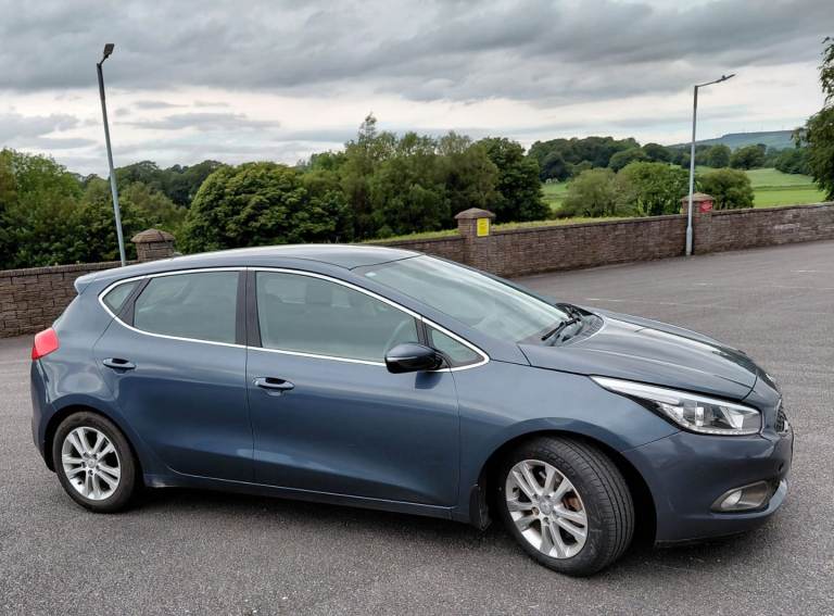 Kia, CEED, Hatchback, 2014, Manual, 1582 (cc), 5 doors