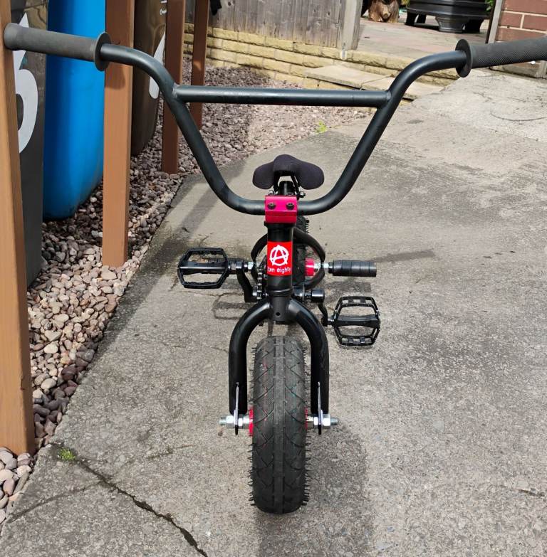 Mini stunt bike