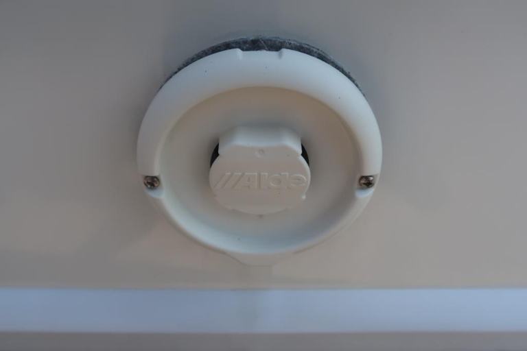 2020 BAILEY Unicorn Black Edition Cabrera 