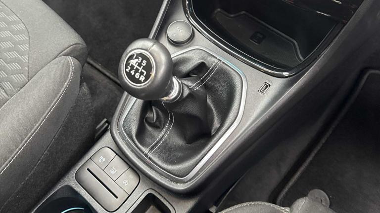 2022 Ford Puma 1.0 EcoBoost Hybrid mHEV Titanium 5dr Hatchback Petrol Manual