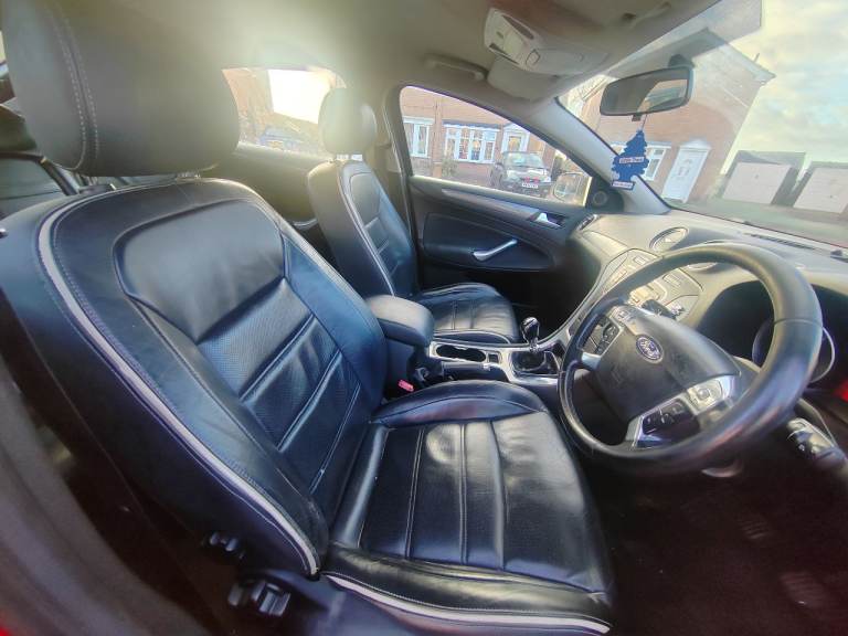 Ford, MONDEO, Hatchback, 2014, Manual, 1997 (cc), 5 doors