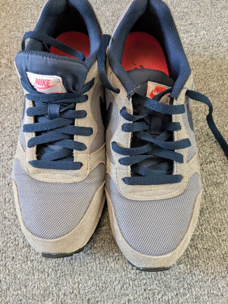 Men's Original Nike Trainers – Size 8 UK – Only £30!