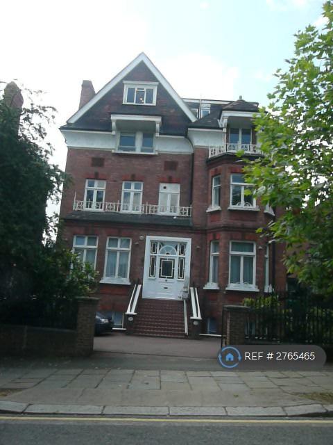 1 bedroom flat in Fitzjohns Ave, London, NW3 (1 bed) (#2765465)