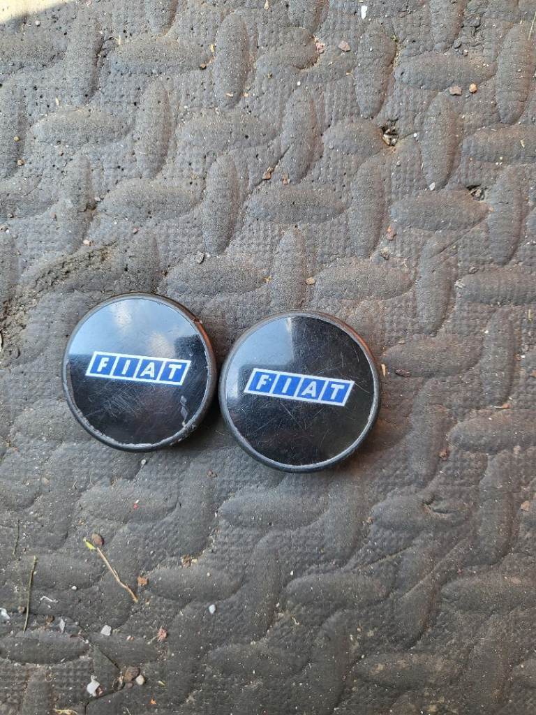 Fiat wheel centres 44mm