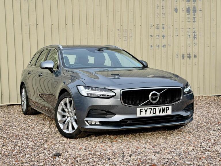 VOLVO V90 2.0 T4 Momentum Plus Auto Euro 6 (s/s) 5dr 2020
