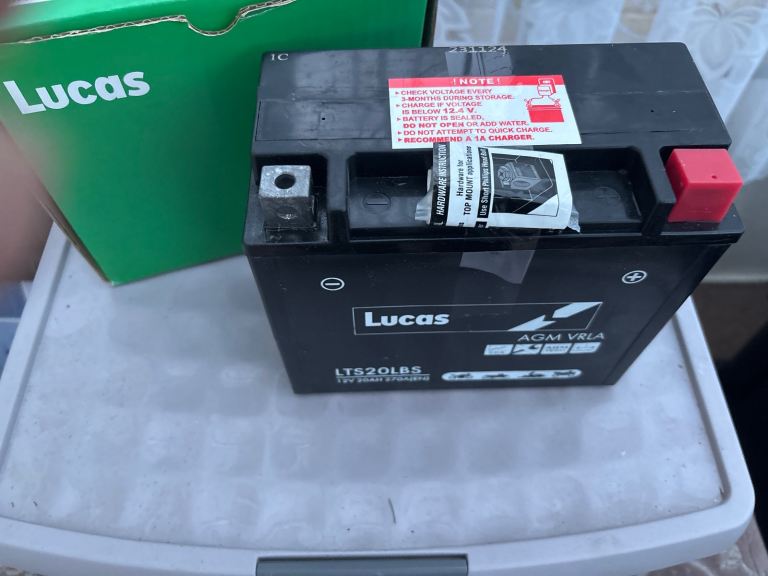 Motor cycle battery 