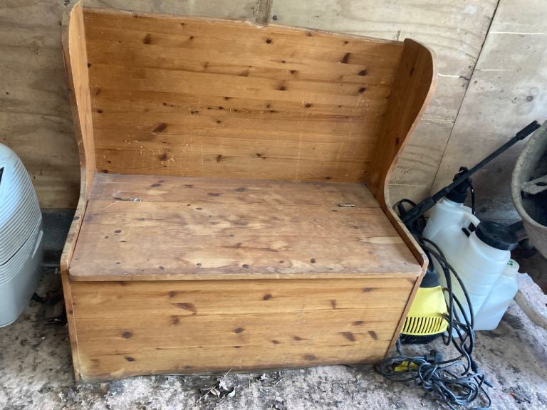 Pine storage bench