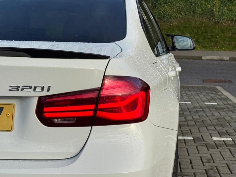 2018 BMW 3 Series 320i M Sport Shadow Edition 4dr Step Auto SALOON Petrol Automatic