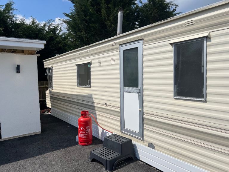 Static caravan for rent 