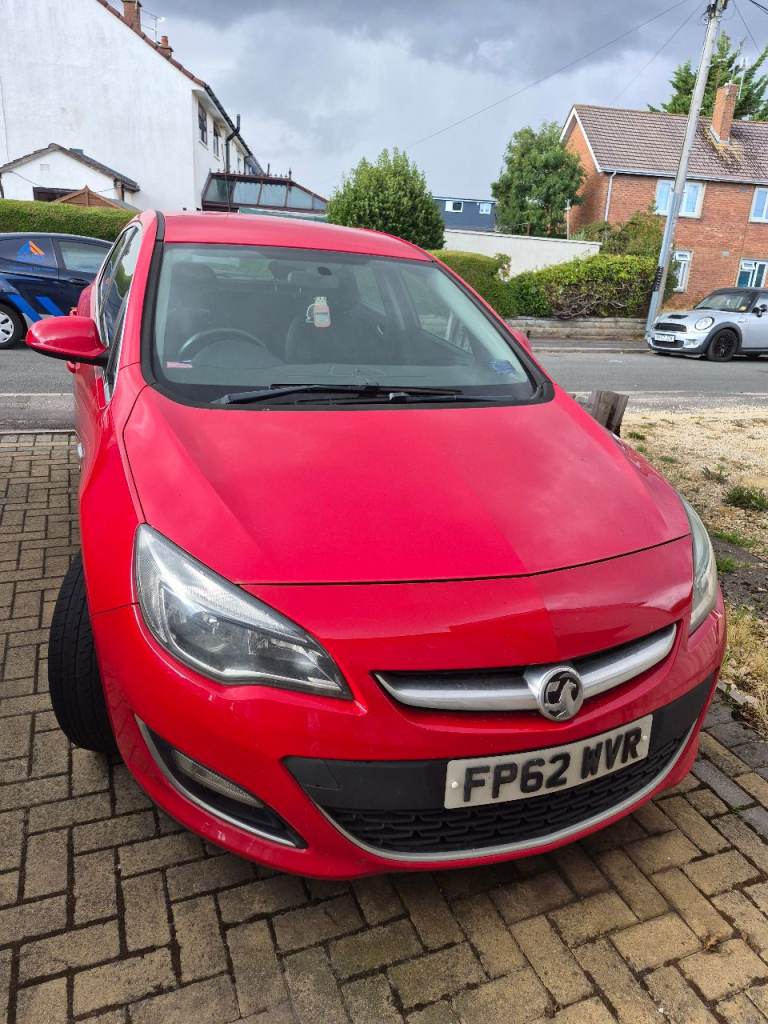 Vauxhall, ASTRA, Hatchback, 2012, Manual, 1686 (cc), 5 doors