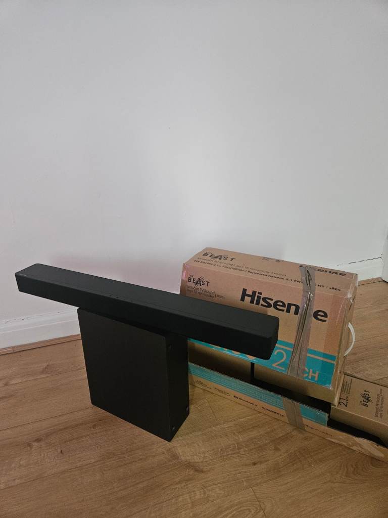 Hisense Soundbar and Subwoofer 