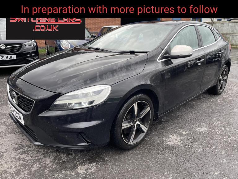 2017 Volvo V40 T2 [122] R DESIGN 5dr HATCHBACK PETROL Manual