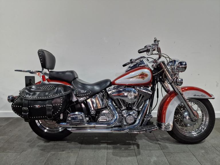 2000 Harley-Davidson Heritage Softail FLSTC 1450cc  Leather Panniers, Spotlights
