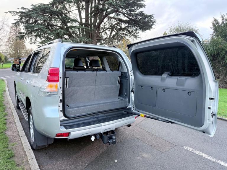 2013 Toyota Land Cruiser 3.0 D-4D LC4 5dr Auto [190] ESTATE DIESEL Automatic