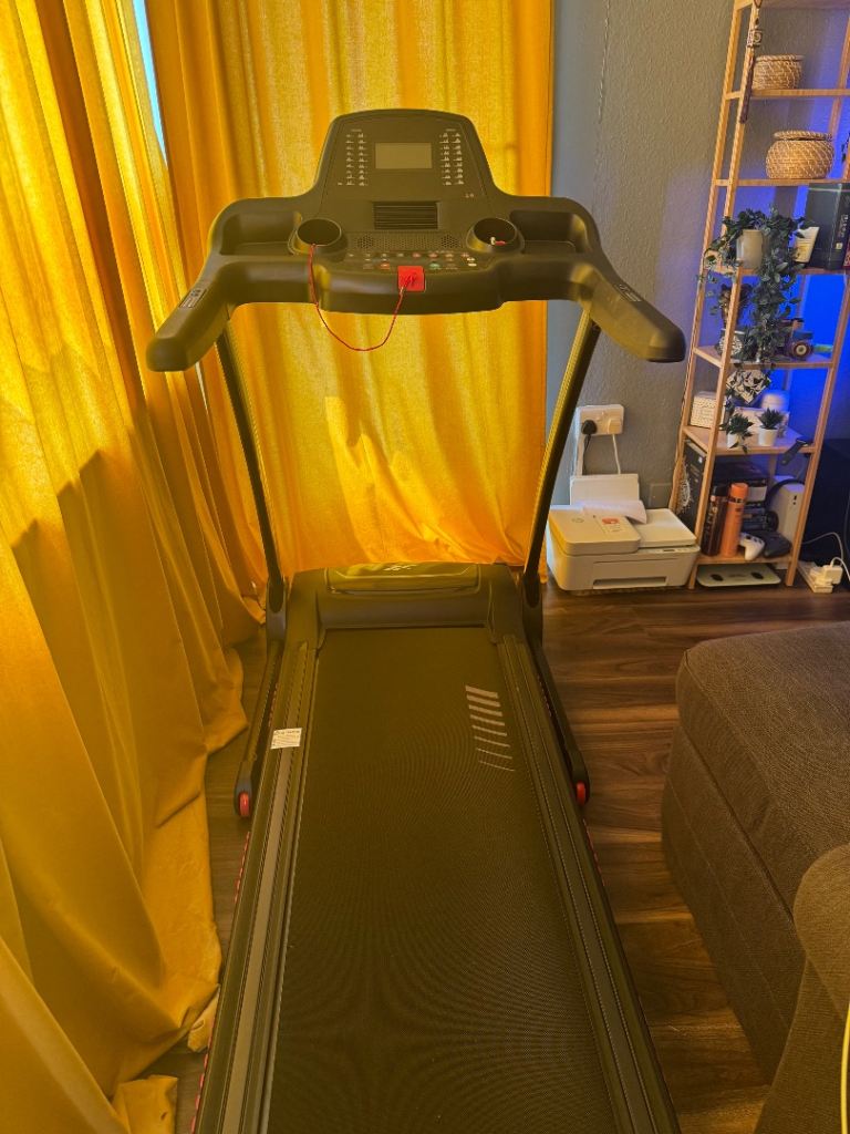 Barely used Treadmill Reebok GT40s - Used Only Once!