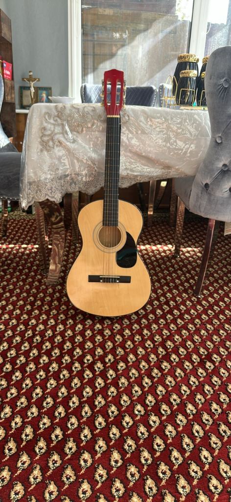 Full-Size Acoustic Guitar — Great Condition — Ready to Play