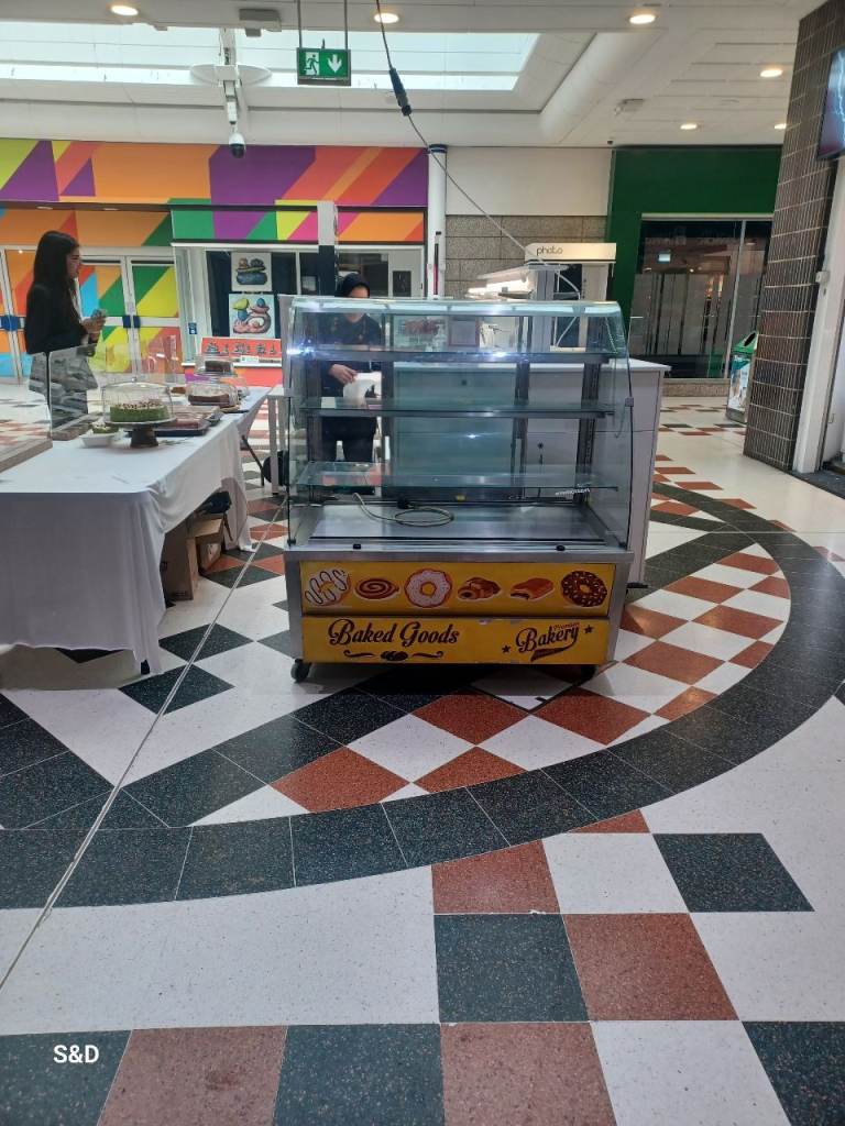 Commercial Display Fridge - Good Condition for Shop/Cafe