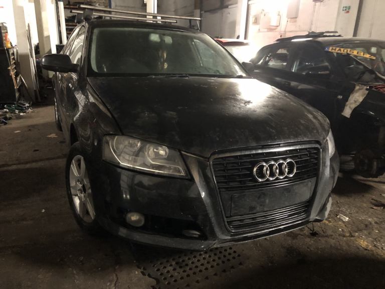 Audi A3 2011 SPORTBACK 2.0L CFFB TDI BREAKING FOR PARTS CHEAP PARTS 