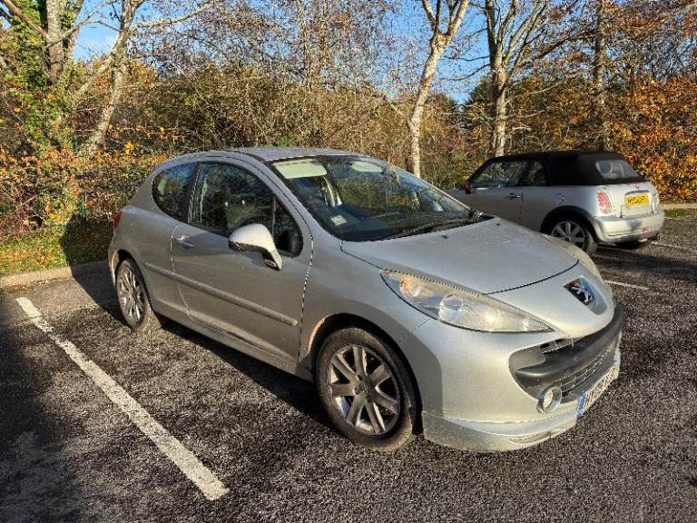 2009 Peugeot 207,Manual 1.6 Diesel,cheap tax 35/year,Mot, like citroen,renault,ford,mazda,toyota