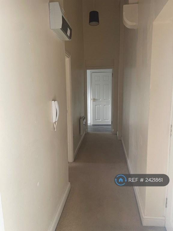 1 bedroom flat in Sugden House, Leek, ST13 (1 bed) (#2421861)