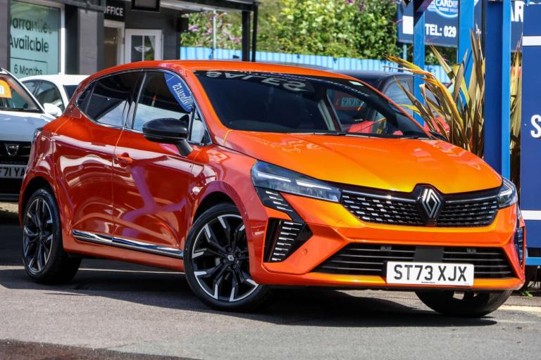 2023 Renault Clio 1.6 E-TECH techno Hatchback 5dr Petrol Hybrid Auto Euro 6 (s/s) (145 ps) Hatchb...