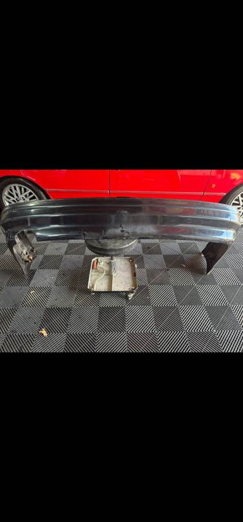 Ford sierra hatchback rear bumper, 5 door.