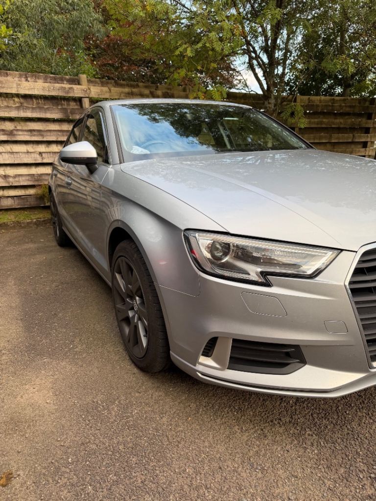 Audi, A3, Saloon, 2017, Manual, 1598 (cc), 4 doors