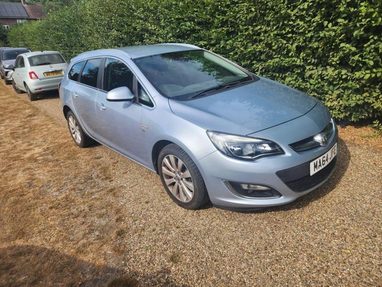 Vauxhall Astra 1.6 16V Elite Sports Tourer Auto Euro 5 5dr Petrol Automatic
