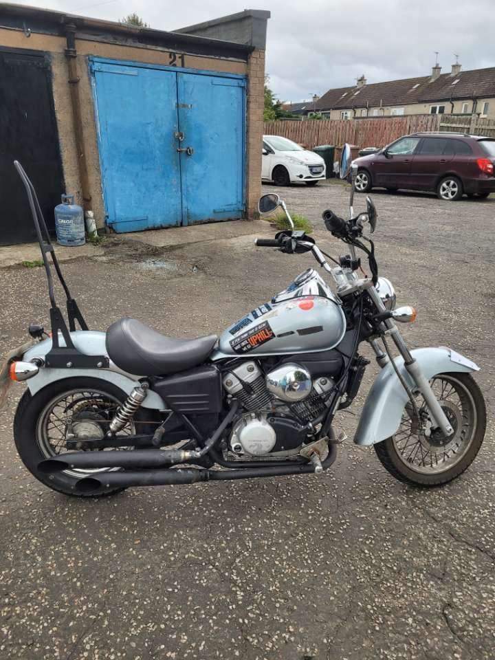 Honda, VT, 2002, 124 (cc) spares or repair