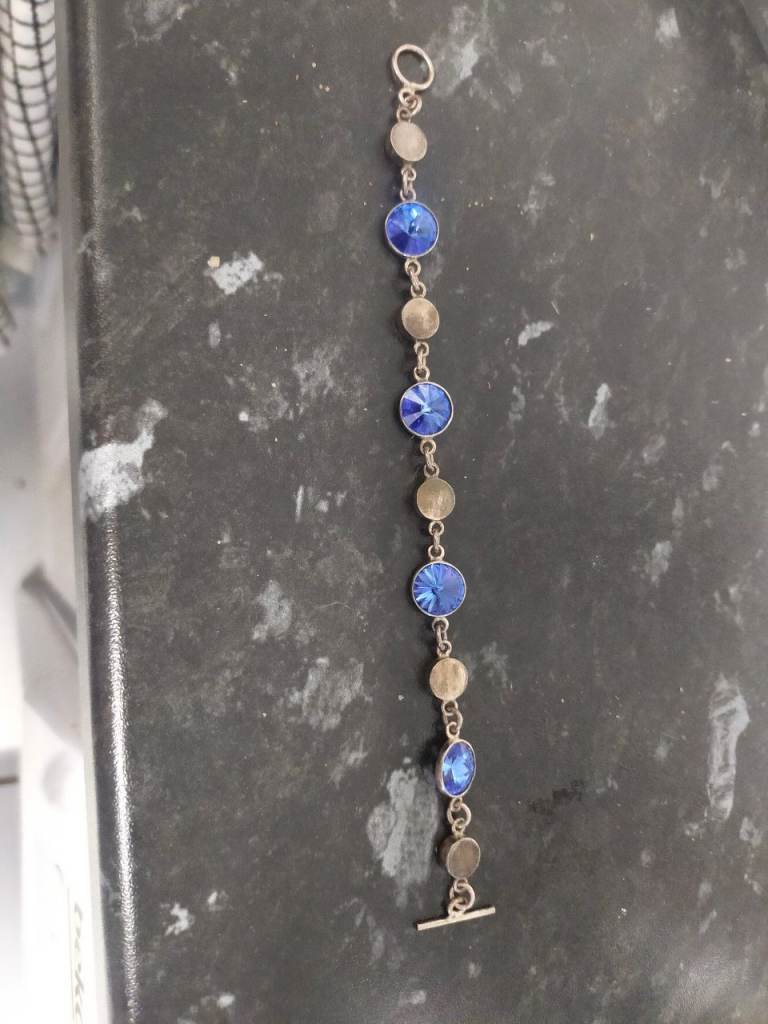 Ladies silver bracelet 