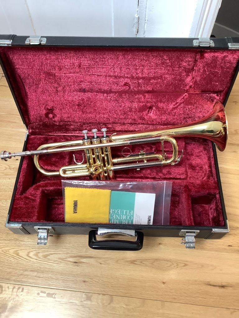 Yamaha YTR4320E Trumpet Made in Japan with Case & Mouthpiece
